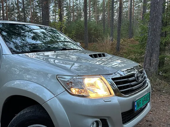 Toyota Hilux 2014 photo 4