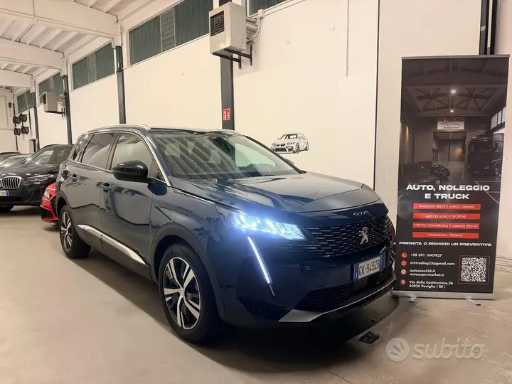Peugeot 5008 2022 photo 3