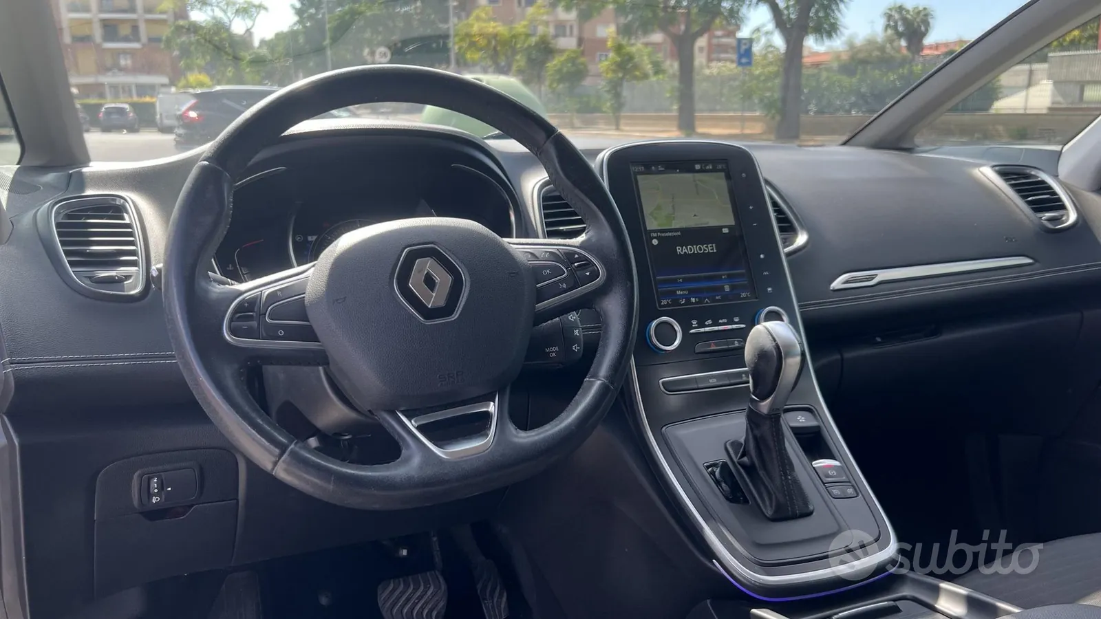 Renault Grand Scenic 2017 photo 3