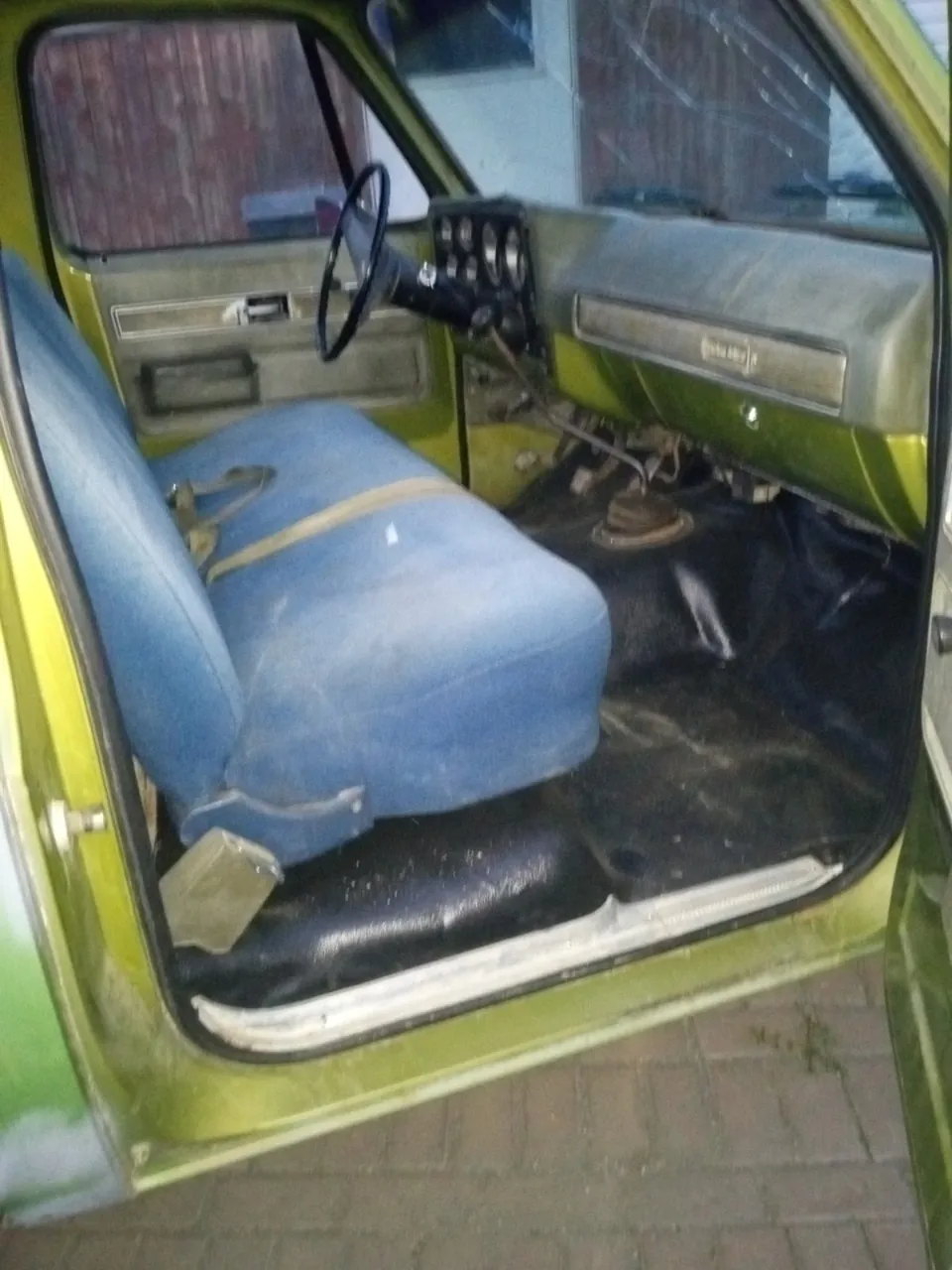 Chevrolet C/K Pickup 2500 1973 photo 2