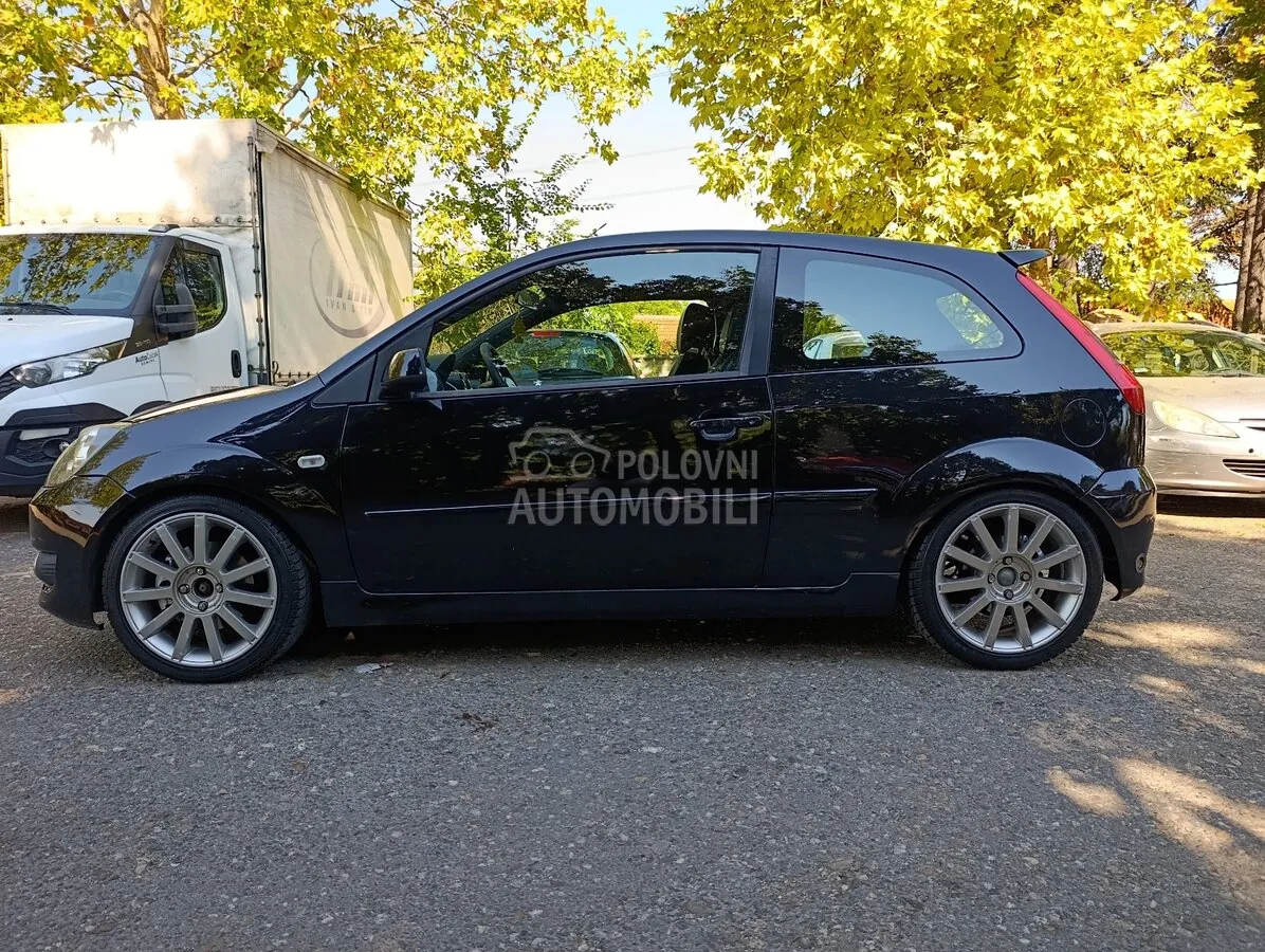 Ford Fiesta 2006 photo 5