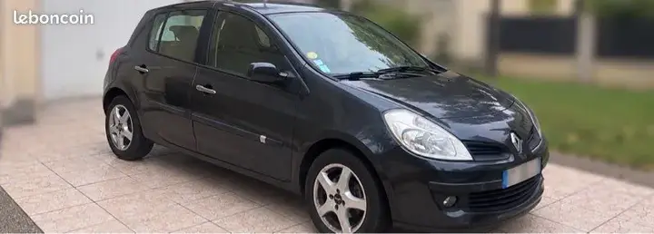 Renault Clio 2008 photo 2