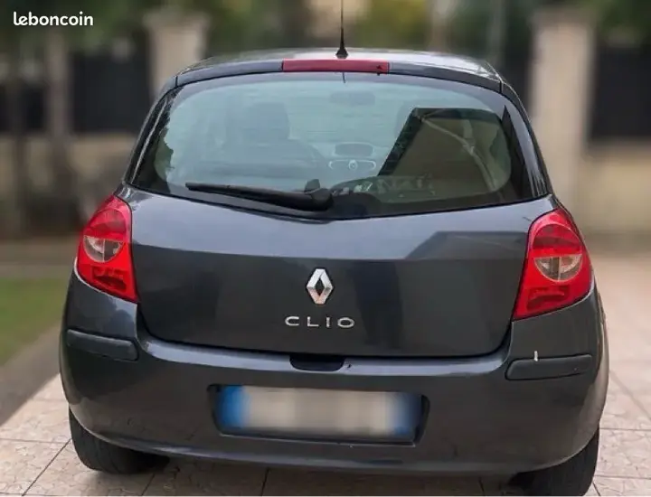 Renault Clio 2008 photo 3