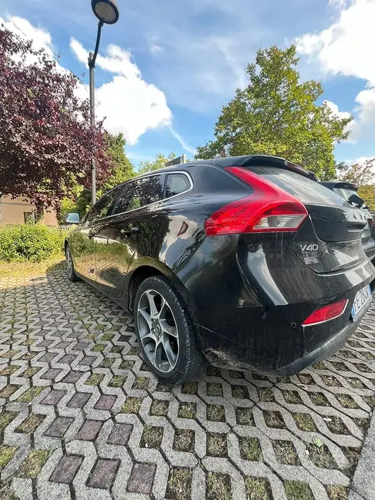 Volvo V40 2016 photo 2
