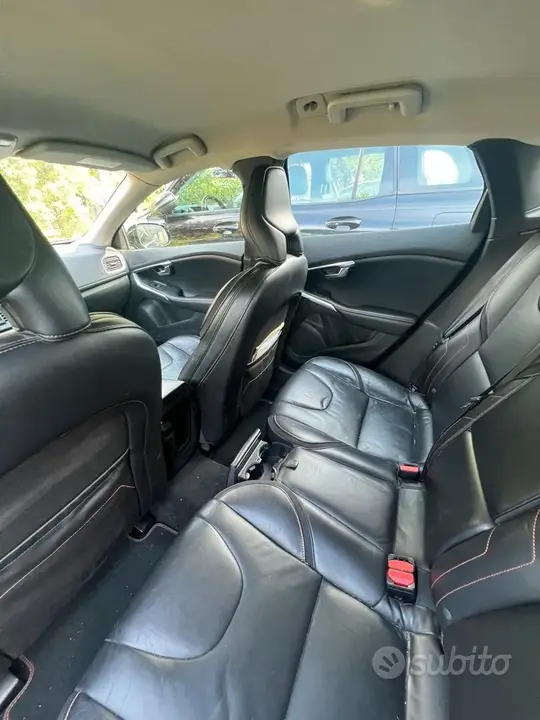 Volvo V40 2016 photo 4