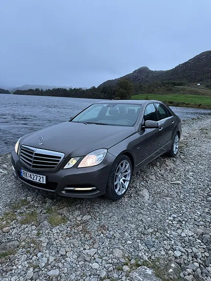 Mercedes-Benz E220 D 2011 photo 3