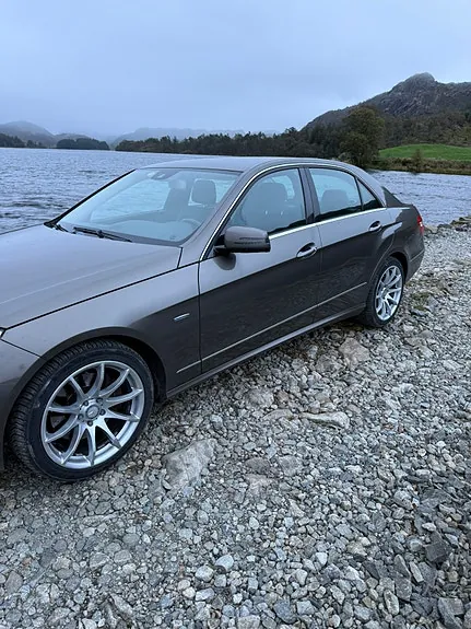 Mercedes-Benz E220 D 2011 photo 4
