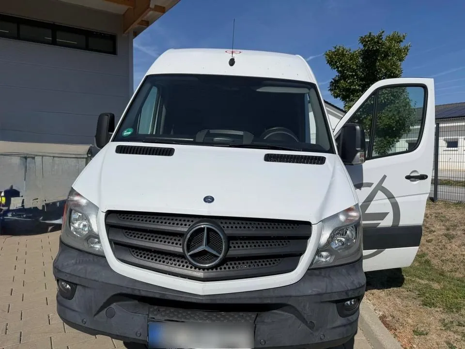 Mercedes-Benz Sprinter