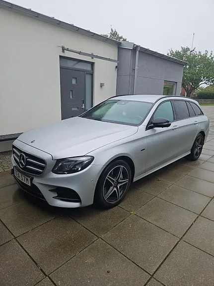 Mercedes-Benz E300 De