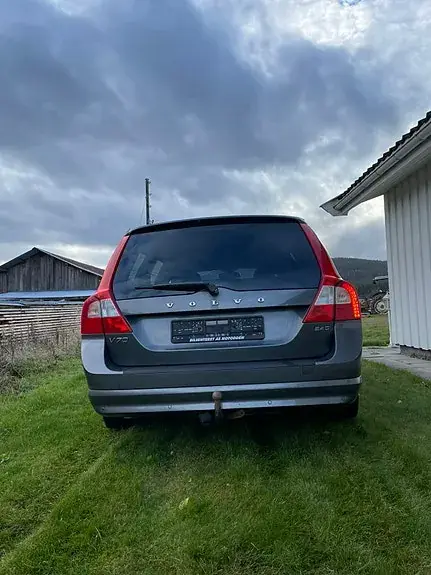 Volvo V70 2008 photo 4