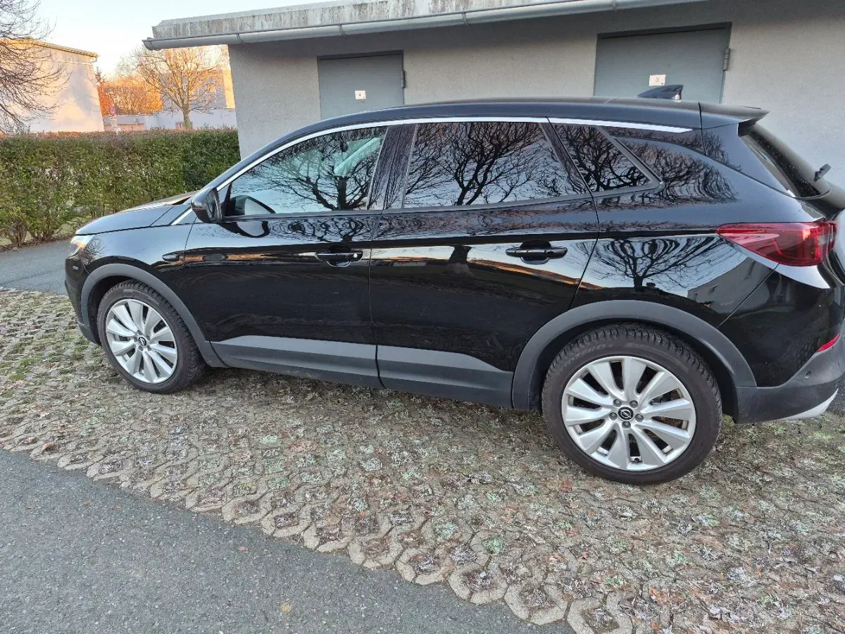 Opel Grandland X 2017 photo 2
