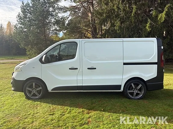 Renault Trafic 2016 photo 2