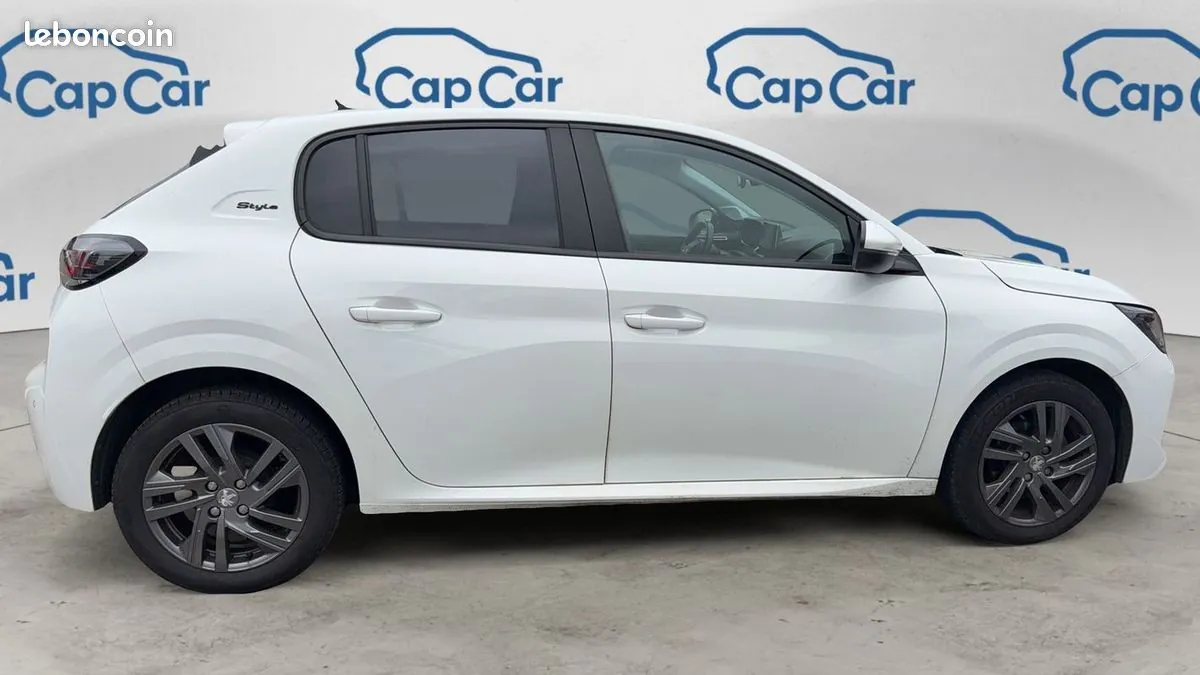 Peugeot 208 2021 photo 4