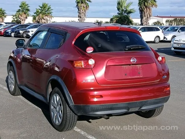 Nissan Juke 2010 photo 3