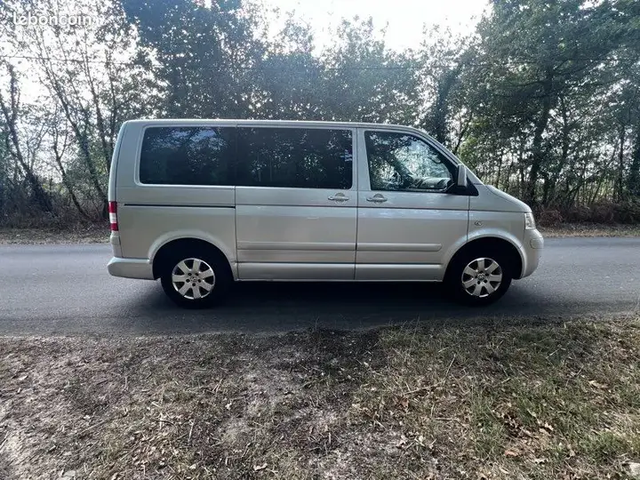 Volkswagen Multivan 2006 photo 2