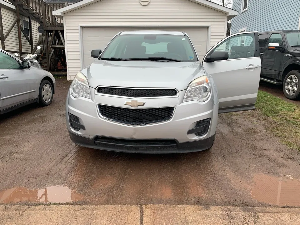 Chevrolet Equinox 2012 photo 2