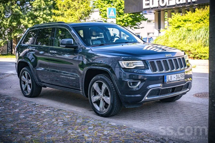 Jeep Grand Cherokee 2015 photo 3