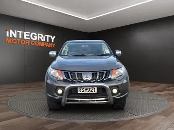 Mitsubishi Triton 2017 photo 4