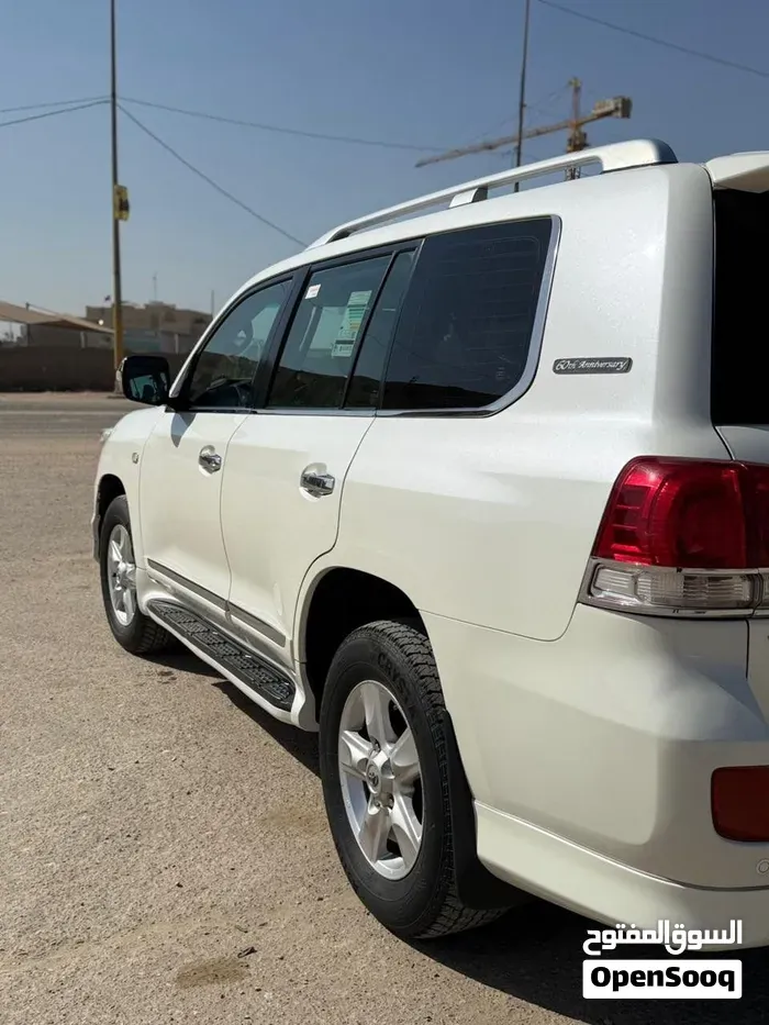 Toyota Land Cruiser 2010 photo 3