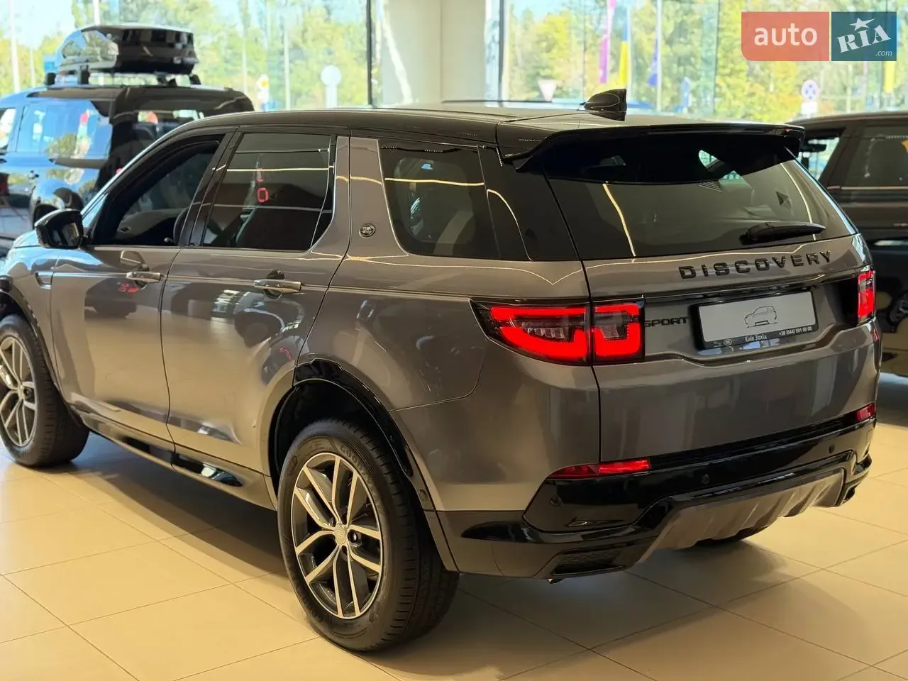 Land Rover Discovery Sport 2025 photo 5
