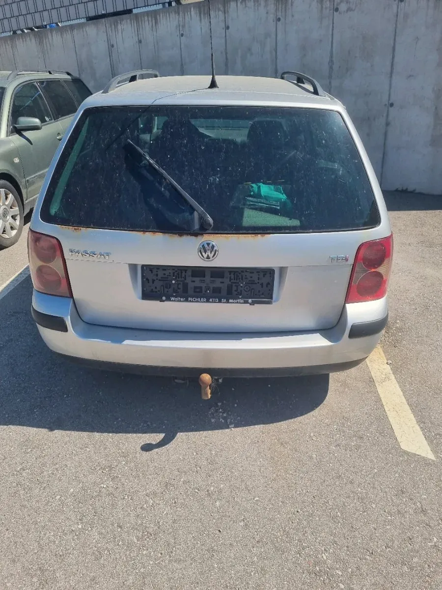 Volkswagen Passat 2005 photo 2