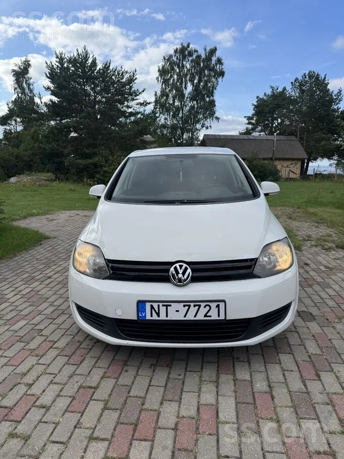 Volkswagen Golf Plus 2010 photo 3