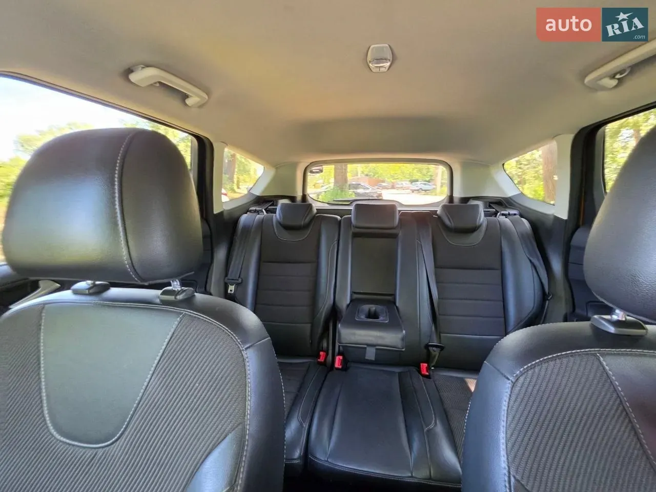 Ford Kuga 2015 photo 4