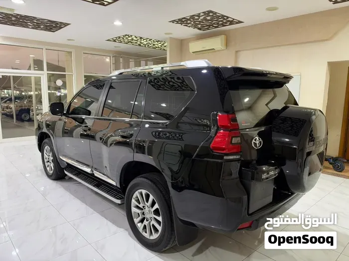 Toyota Prado 2018 photo 2