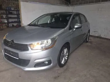 Citroen C4 2012 photo 2