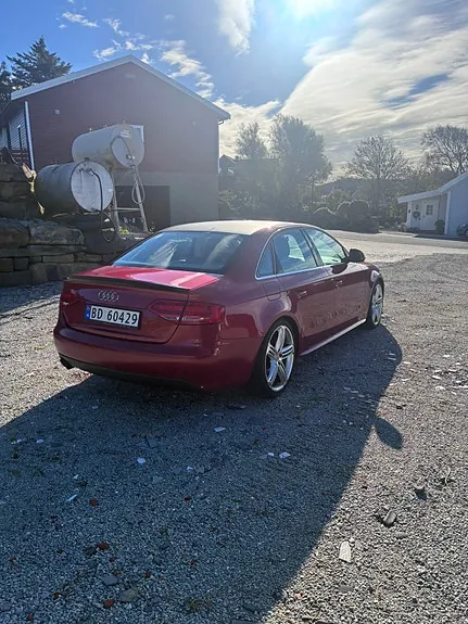 Audi A4 2009 photo 4