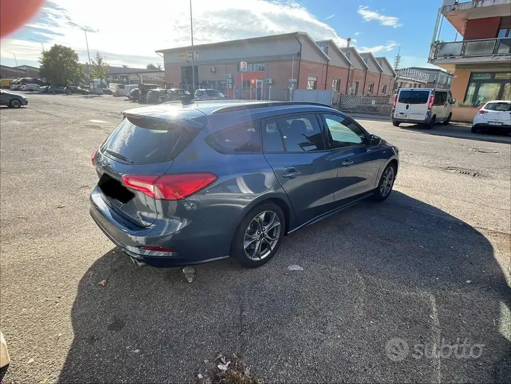 Ford Focus 2020 photo 4
