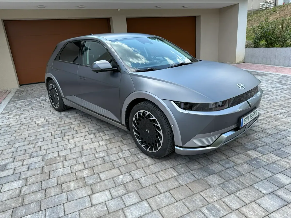 Hyundai Ioniq 5 2022 photo 2