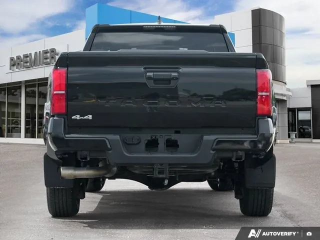 Toyota Tacoma 2024 photo 5