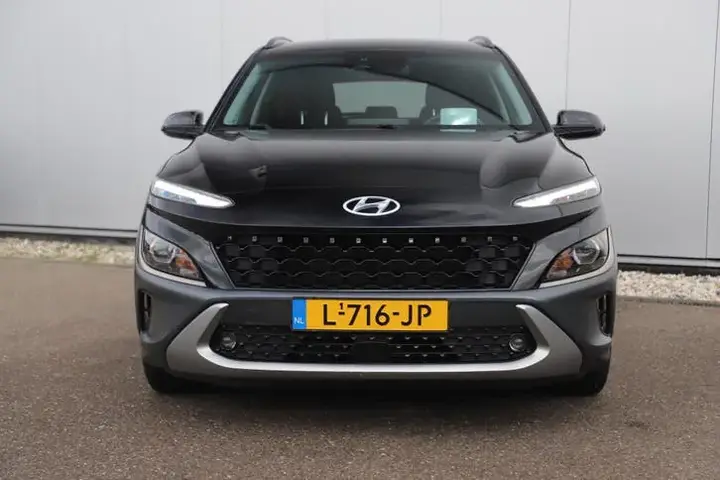 Hyundai Kona 2021 photo 2