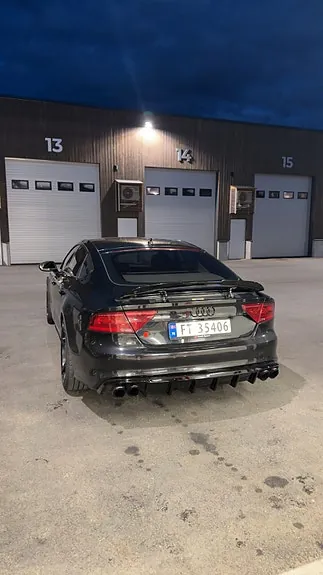 Audi A7 2011 photo 2