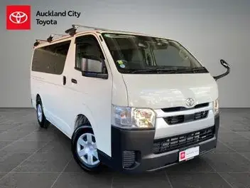 Toyota Regius 2025 photo 2