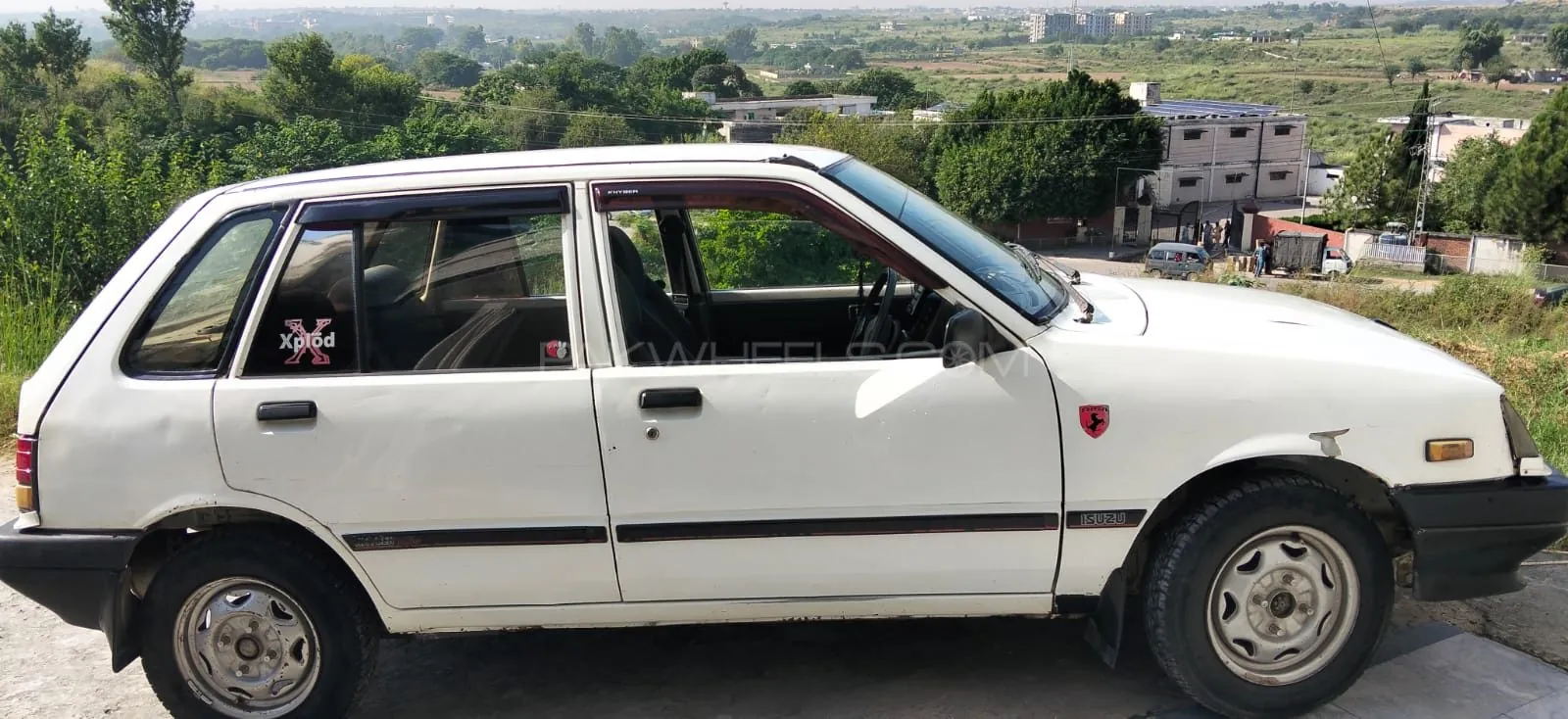Suzuki Khyber