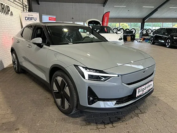 Polestar 2 2026 photo 2