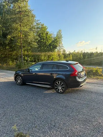 Volvo V60 2014 photo 4