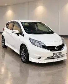 Nissan Note 2015 photo 2