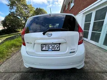 Nissan Note 2015 photo 5