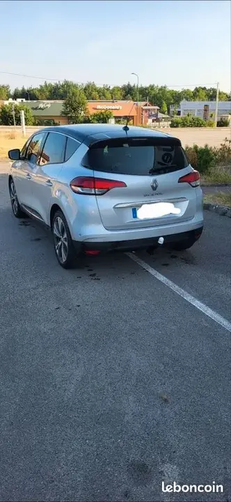 Renault Scenic 2017 photo 2