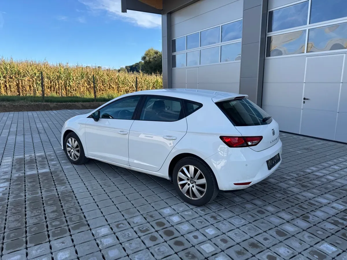 Seat Leon 2013 photo 2