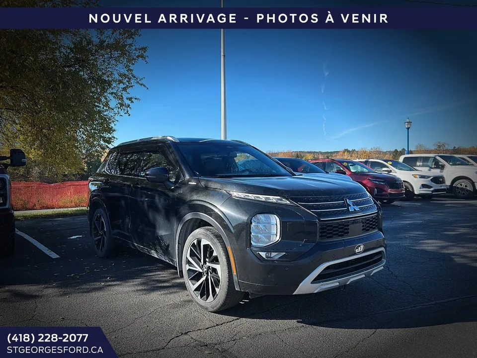 Mitsubishi Outlander 2023 photo 2