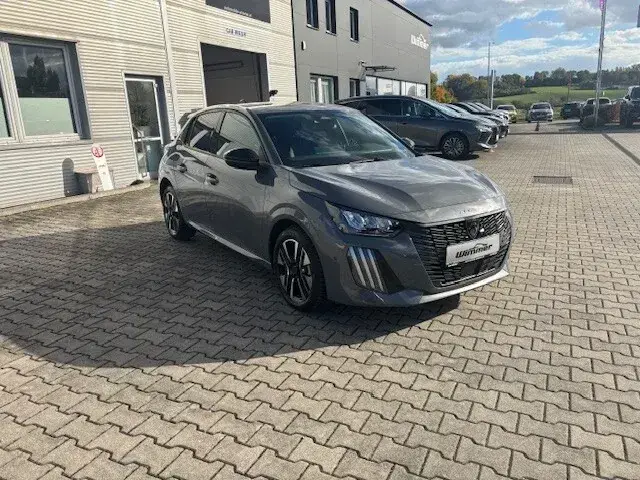Peugeot 208 2025 photo 3