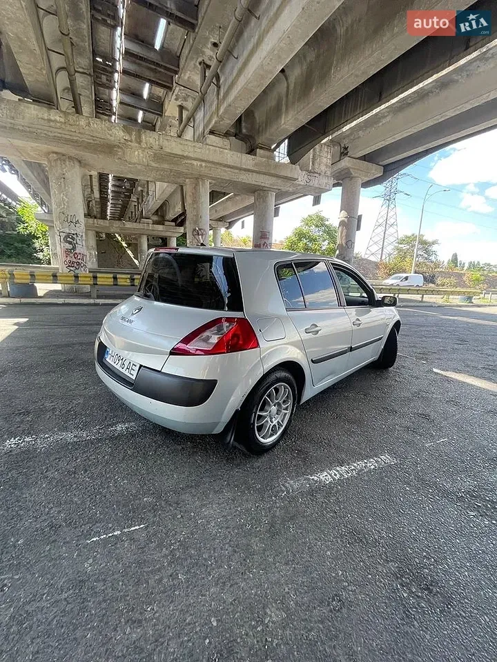 Renault Megane 2004 photo 2
