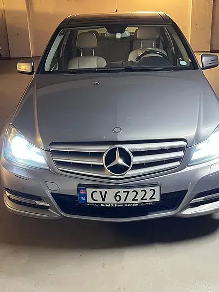 Mercedes-Benz C180