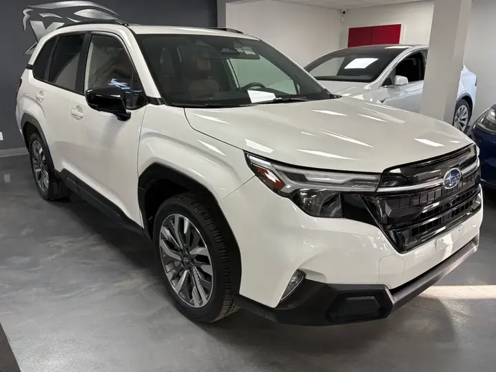 Subaru Forester 2025 photo 4