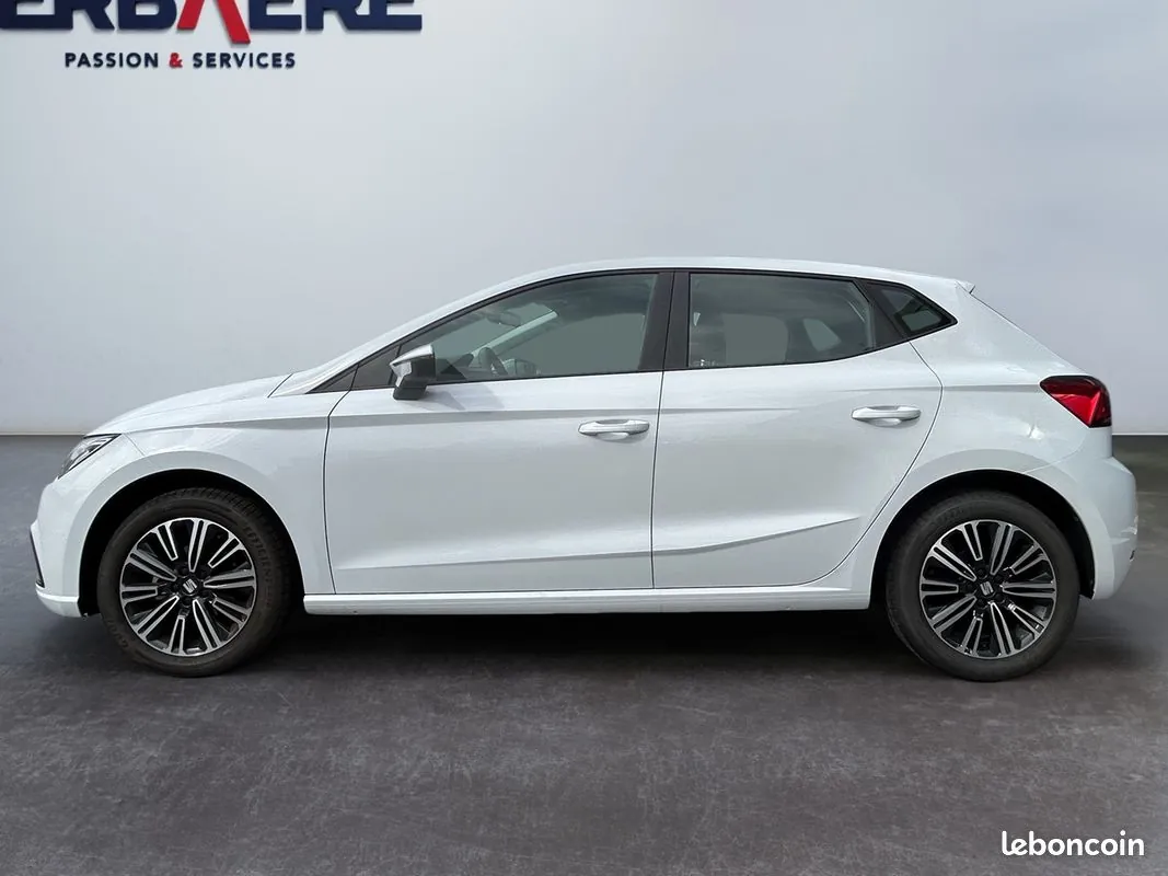 Seat Ibiza 2025 photo 2