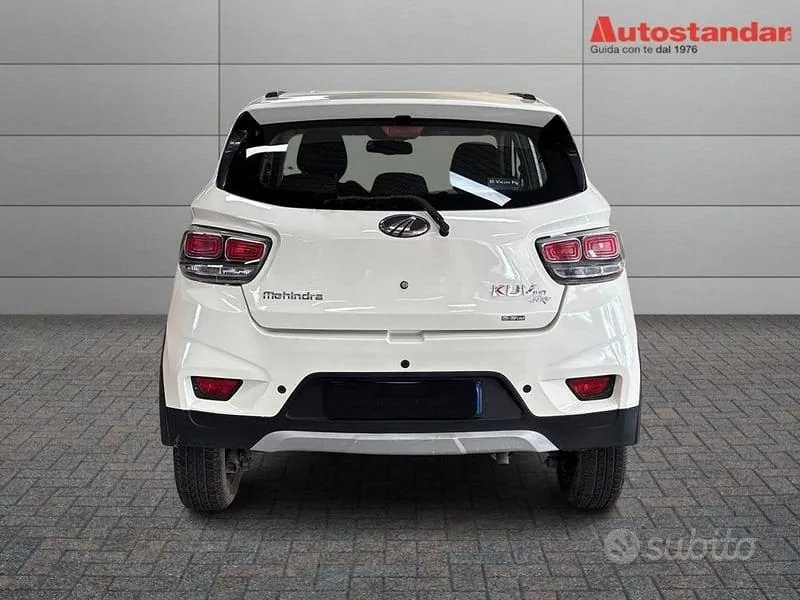 Mahindra Kuv100 2022 photo 5
